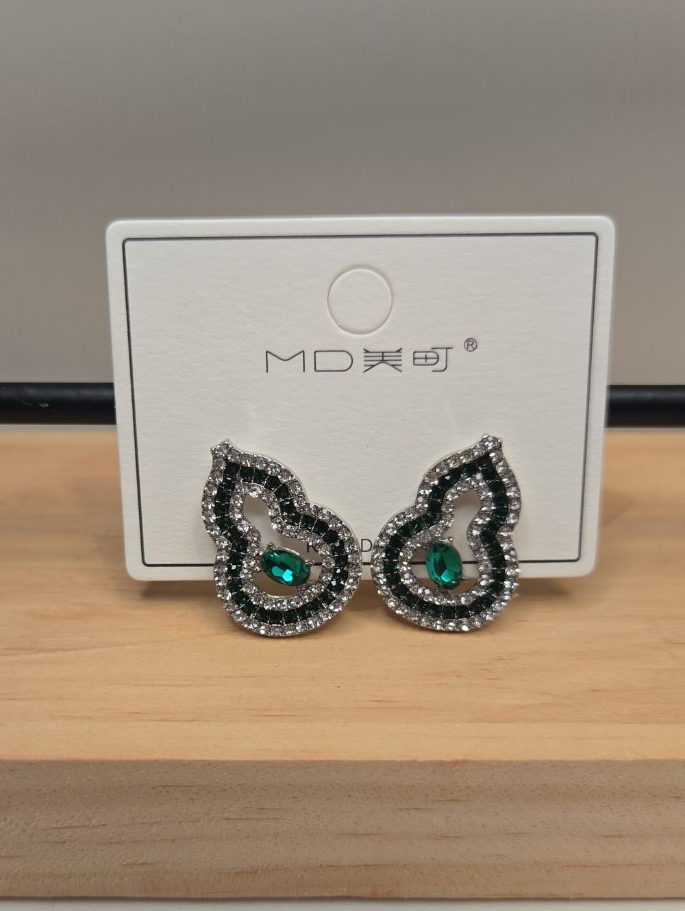 Hulu Shaped Emerald Crystal Stud Earrings - Green and Silver Costume Jewelry